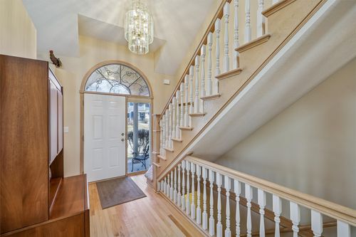 2816 68th St, Urbandale, IA, 50322-3469 | Card Image