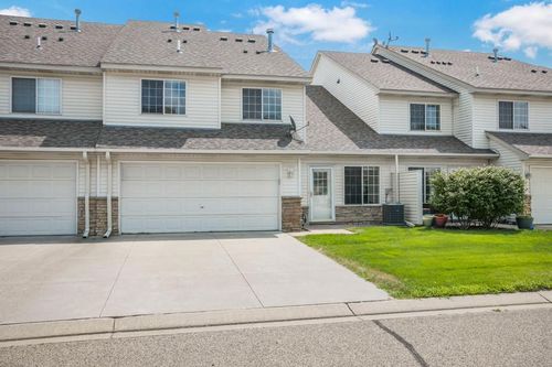 815 Ferdinand Dr, Shakopee, MN, 55379-3939 | Card Image