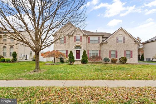 8 Longfellow Ln, HAINESPORT, NJ, 08036-3728 | Card Image