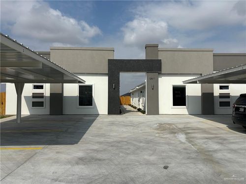 apt-4-12611 N 33rd Ln, Edinburg, TX, 78541-6676 | Card Image