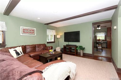 12 Mamanasco Rd, Carmel, NY, 10512-6938 | Card Image