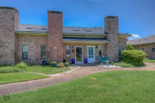 202-3634 Greenacres Place Dr, Bossier City, LA, 71111-2140 | Card Image