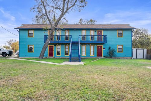 202 W Wheeler St, Manor, TX, 78653-3384 | Card Image