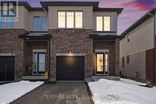 78 Rallidale St, Gloucester, ON, K1X0G7 | Card Image