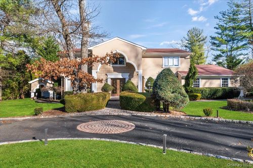 10 Faulkner Ln, Dix Hills, NY, 11746-5906 | Card Image