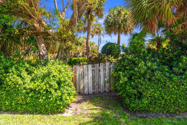 73 Colony Rd, Home with 0 bedrooms, 0 bathrooms and null parking in Jupiter Inlet Colony FL | Image 7