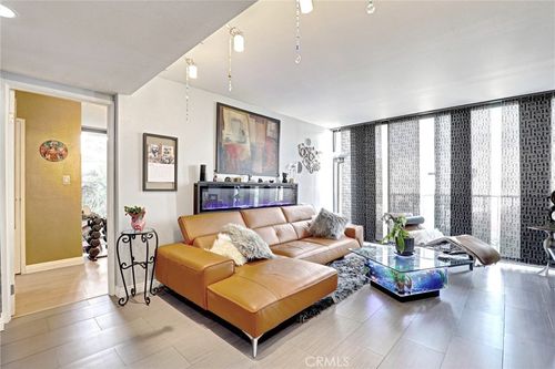 101-1750 E Ocean Blvd, Long Beach, CA, 90802-6017 | Card Image