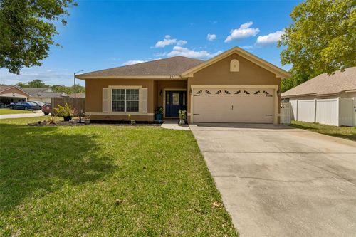 227 Oak Chase Pl, DAVENPORT, FL, 33896-6103 | Card Image