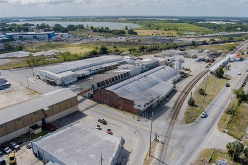 500 Avenue R Sw, Winter Haven, FL, 33880-3871 | Card Image