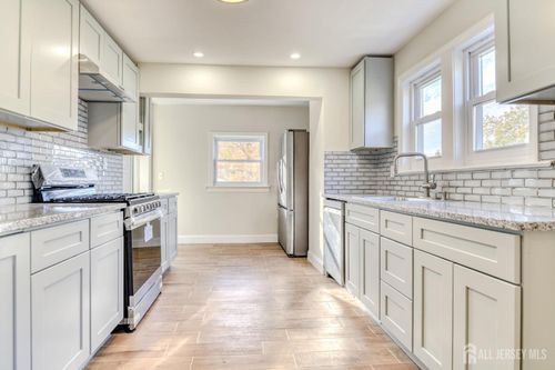 850 Mohill Pl, Piscataway, NJ, 08854-3220 | Card Image