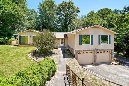 51 Wake Robin Way, Asheville, NC, 28805-1331 | Card Image