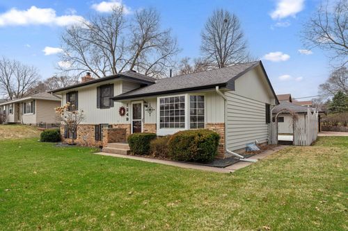 1249 8th Ln, Anoka, MN, 55303-2842 | Card Image