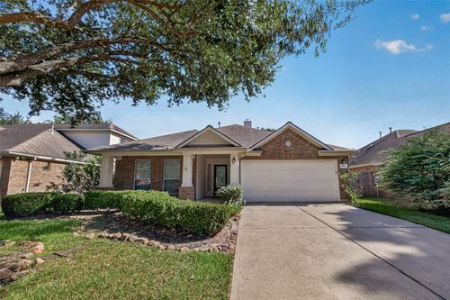 11915 Lois Ln, Pinehurst, TX, 77362-4016 | Card Image