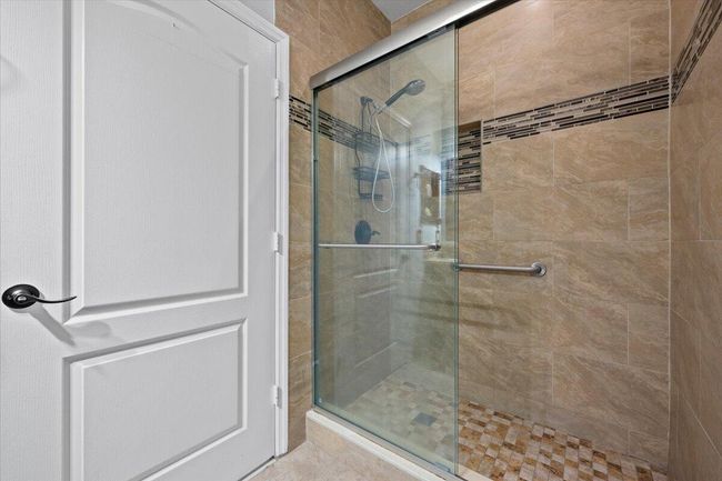 1005 Shoma Dr, Condo with 3 bedrooms, 2 bathrooms and null parking in Royal Palm Beach FL | Image 17