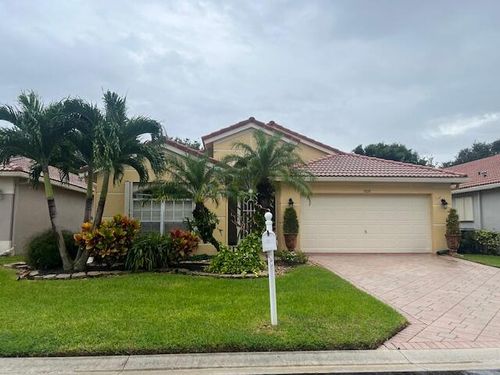 5820 Royal Club Dr, Boynton Beach, FL, 33437-4264 | Card Image