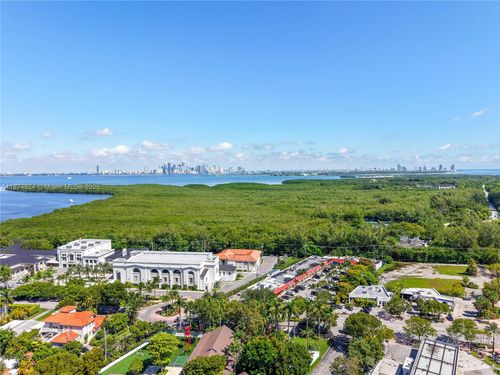 381-101 Crandon Blvd, Key Biscayne, FL, 33149-1643 | Card Image