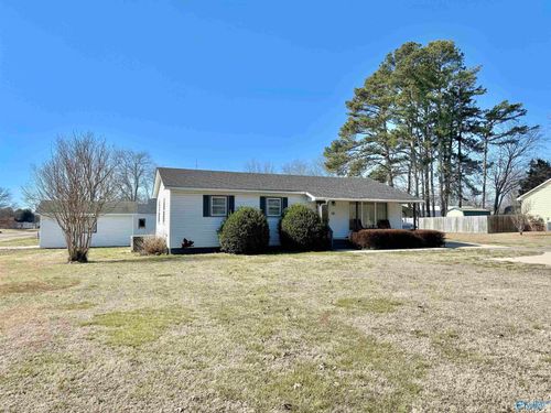 29645 3rd Ave E, Ardmore, AL, 35739-8203 | Card Image