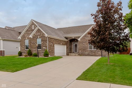 14332 Eddington Pl, Fishers, IN, 46037-5408 | Card Image