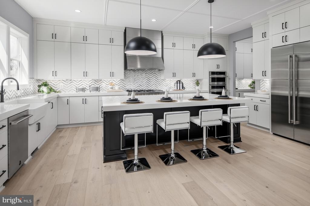 Madison St, Arlington, VA 22205