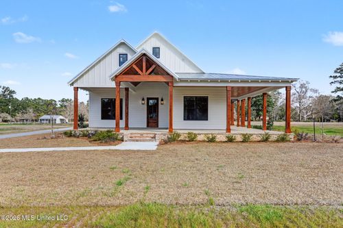 2705 Island Branch Rd, Vancleave, MS, 39565-8699 | Card Image