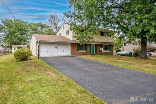 24 Langley Rd, KENDALL PARK, NJ, 08824-1415 | Card Image