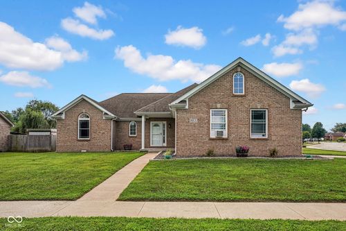 4460 Katy Dr, Seymour, IN, 47274-8005 | Card Image