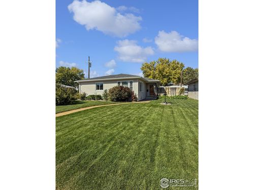 327 E Emerson St, Holyoke, CO, 80734-1608 | Card Image