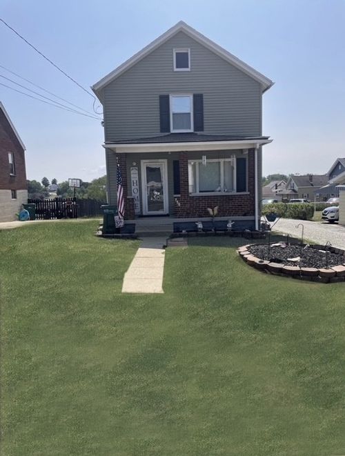 750 Glenn St, Washington, PA, 15301-1703 | Card Image