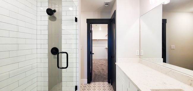 Image of Model Home. Actual Floor Plan and Finishes May Vary. | Image 10
