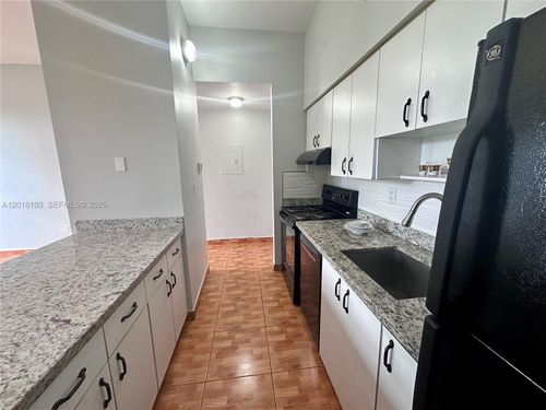 312-7400 W 20th Ave, Hialeah, FL, 33016-1850 | Card Image