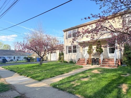 235 S 20th Ave, Manville, NJ, 08835-1641 | Card Image