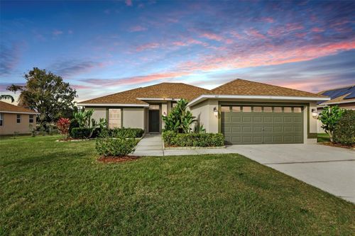 107 Mandolin Dr, WINTER HAVEN, FL, 33884-3581 | Card Image