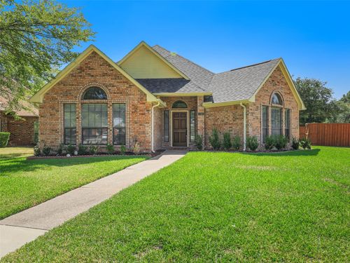 136 Highland Meadow Cir, Coppell, TX, 75019-5732 | Card Image