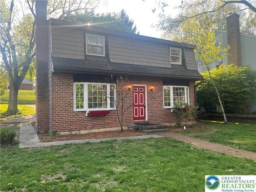 430 Cedar Creek Blvd, Allentown, PA, 18104-6426 | Card Image