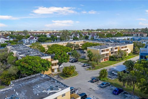 i201-9371 Fontainebleau Blvd, Miami, FL, 33172-5697 | Card Image