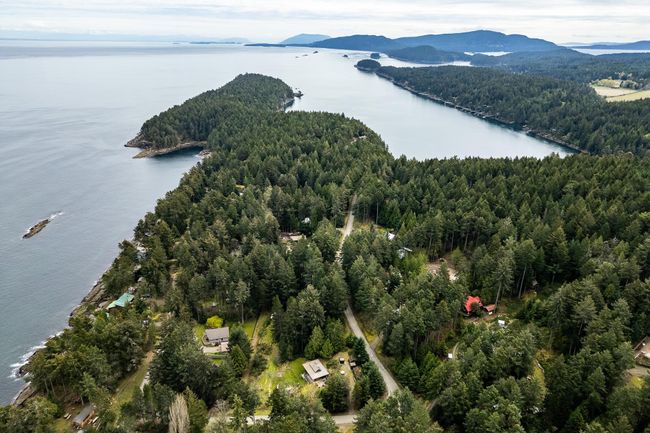 276 Porter Road, House other with 1 bedrooms, 2 bathrooms and null parking in Mayne Island BC | Image 39