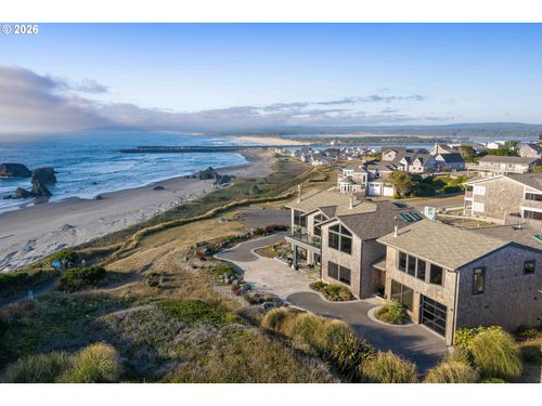 1495 8th St Sw, Bandon, OR, 97411-9516 | Card Image