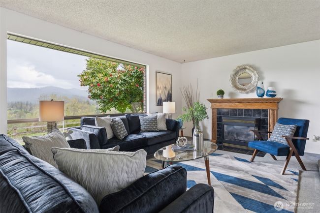 Formal Living Room with Fireplace | Image 10