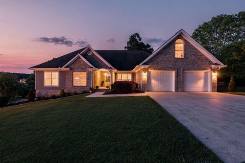 1066 Cody Ln, Soddy Daisy, TN, 37379-9114 | Card Image