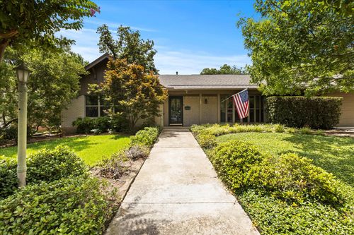 1004 Sleepy Hollow Dr N, Irving, TX, 75061-4413 | Card Image