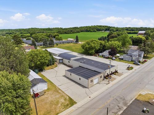 307-403 S 4th Avenue, Saint Nazianz, WI, 54232 | Card Image
