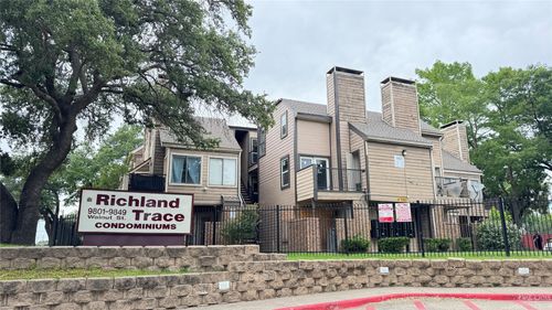 201-9833 Walnut St, Dallas, TX, 75243-8868 | Card Image