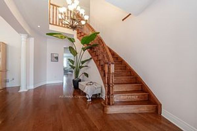 11 Nova Scotia Rd, House other with 4 bedrooms, 4 bathrooms and 6 parking in Brampton ON | Image 11