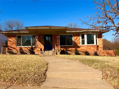 103 S Plymouth Rd, Dallas, TX, 75211-2654 | Card Image
