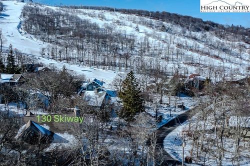 130 Skiway Cir, Beech Mountain, NC, 28604-8200 | Card Image