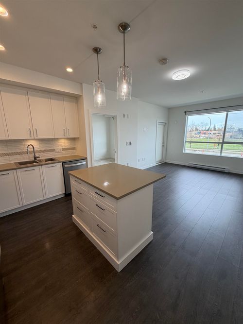 224-20834 80th Avenue, Langley, BC, V2Y3M4 | Card Image