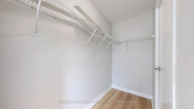 1305 - 18 Harbour St, Condo with 2 bedrooms, 2 bathrooms and 1 parking in Toronto ON | Image 14