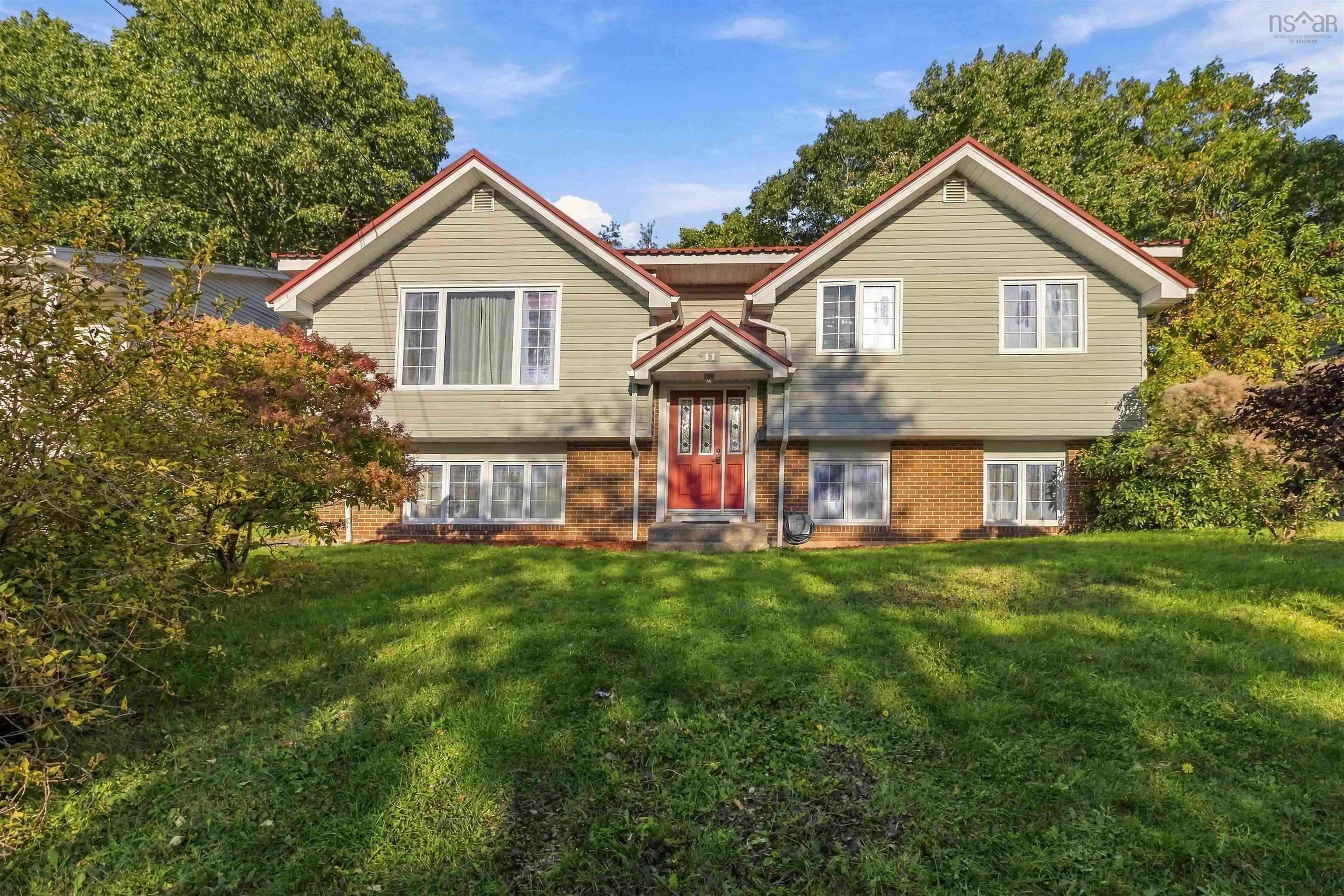 11 Riverview Cres, For Sale in Bedford - eXp Realty