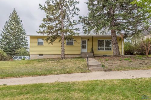 831 Van Buren St, Rapid City, SD, 57701-0865 | Card Image