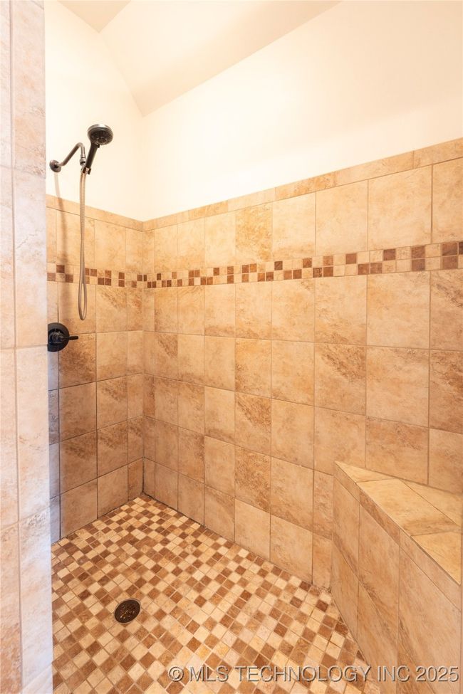 30920 E 65 Th St S, House other with 4 bedrooms, 2 bathrooms and null parking in Broken Arrow OK | Image 17